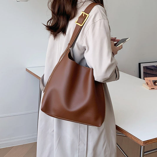 Markreso -  Elegant Leather Bag
