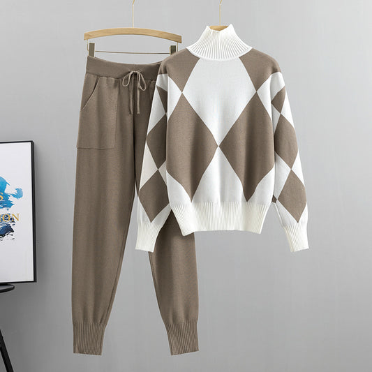 Laura - Diamond Sweater Set